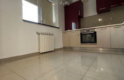 Rent of a comfortable furnished 3-room apartment, 91 m², Constanța, Romania